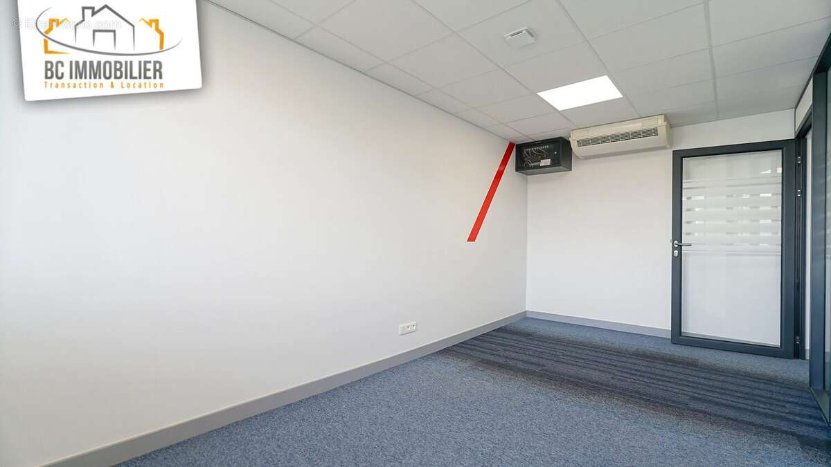 Commerce à FERNEY-VOLTAIRE