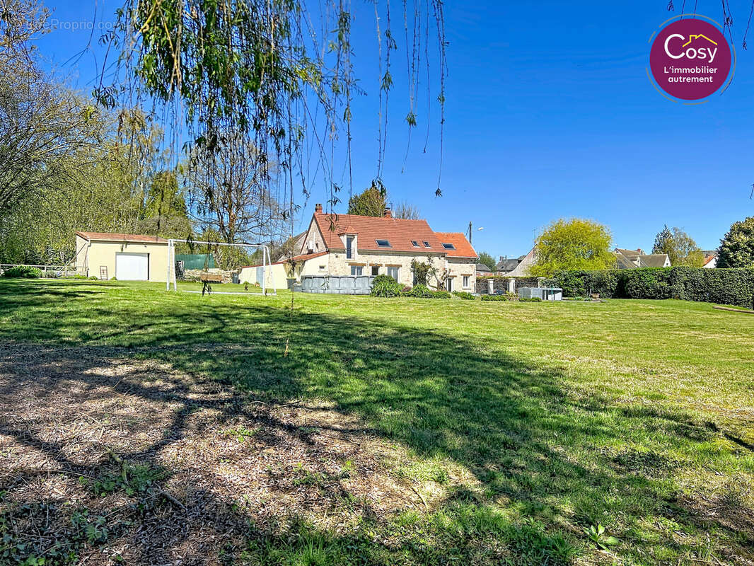 Maison à SAINT-REMY-BLANZY