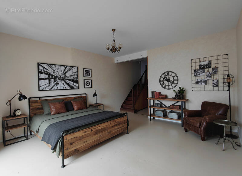 Appartement à MAURS