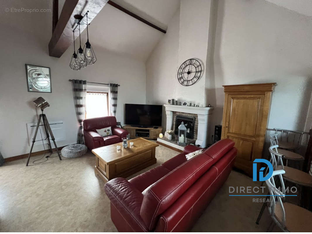 partie salon duplex - Maison à GOSNAY