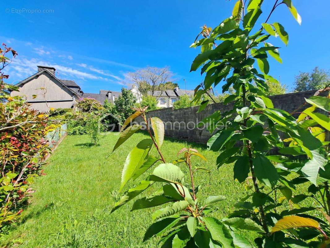 TI BIHAN - Maison de ville au cœur d’Huelgoat – Proche des commerces et de la forêt - photo 2