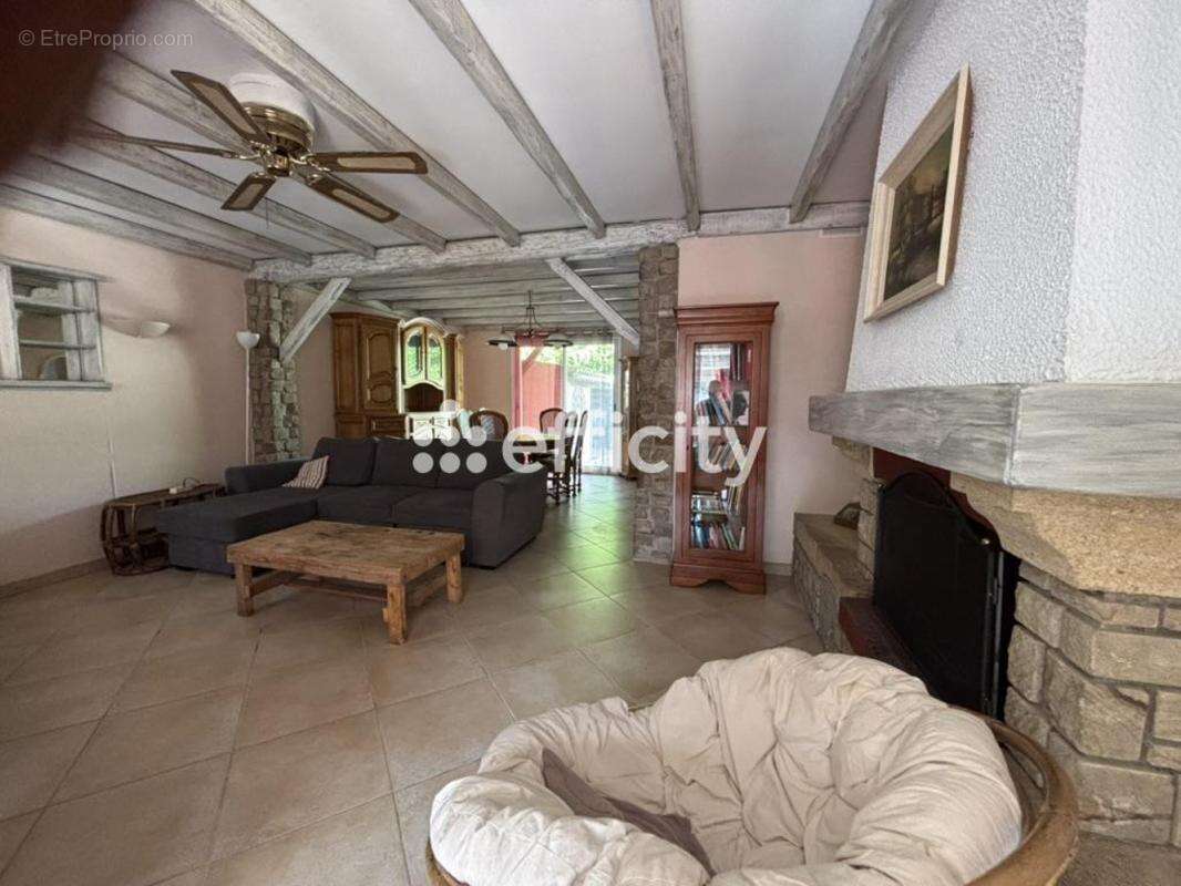 Maison à SERVIAN