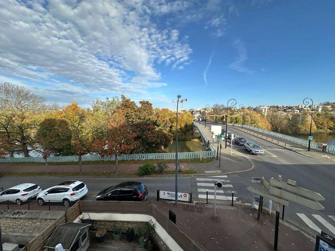 Appartement à SAINT-MAUR-DES-FOSSES