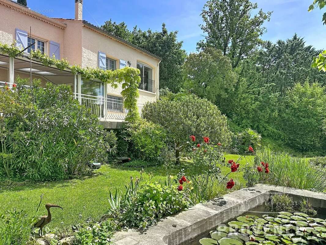 Maison à LORGUES