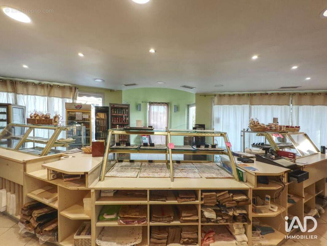 Photo 5 - Commerce à QUISSAC