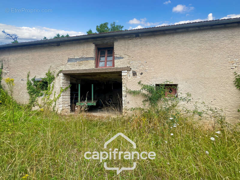 Ensemble immobilier à rénover - photo 14