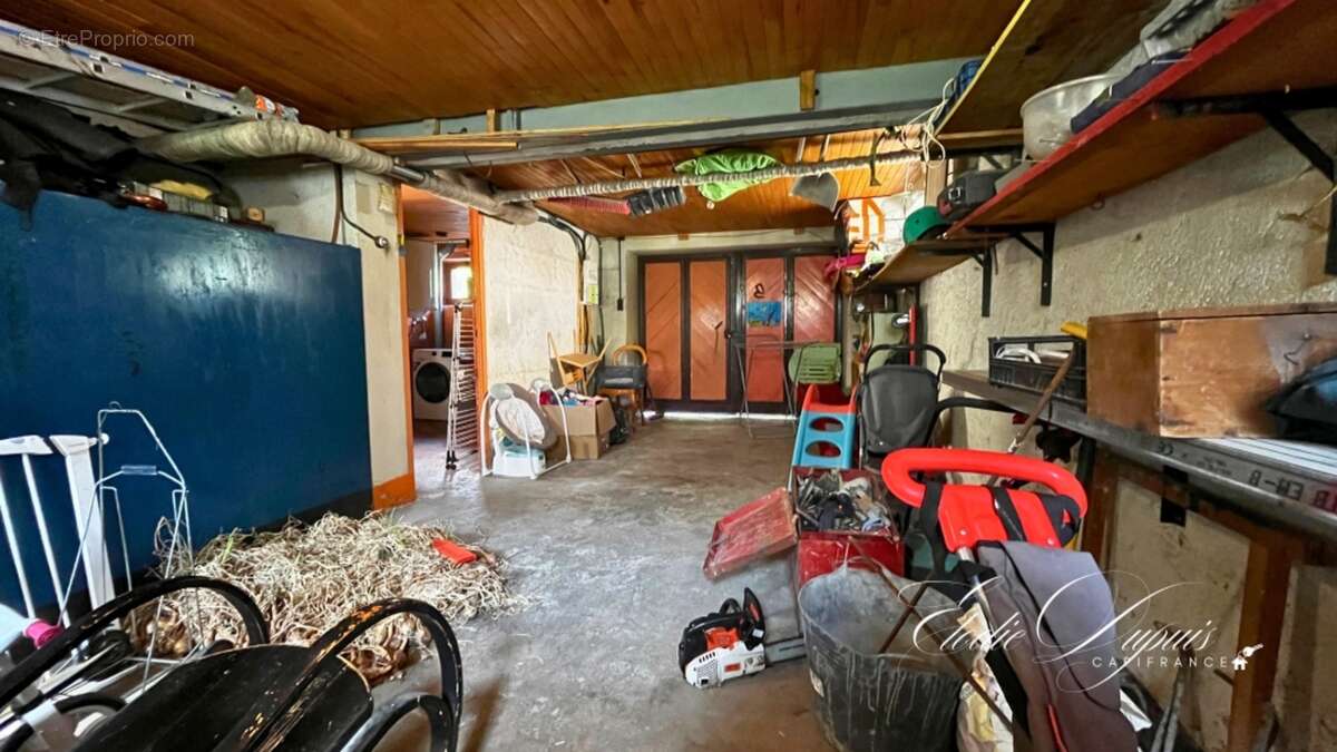 Maison familiale 4 chambres  95m²  et 199 m2 au sol à Saint-Michel-de-Maurienne - photo 13
