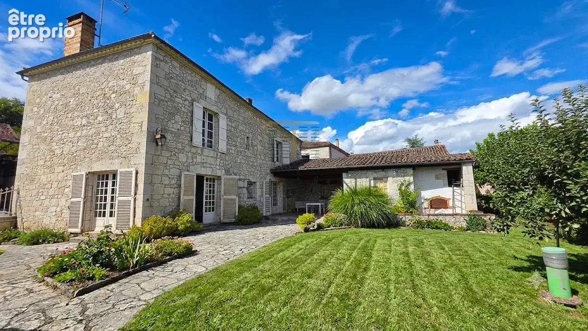 Maison à SAINT-MAURIN