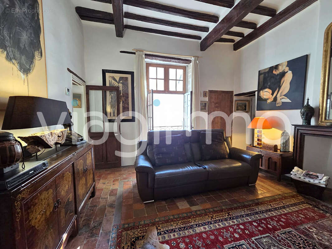 Maison à MONDRAGON