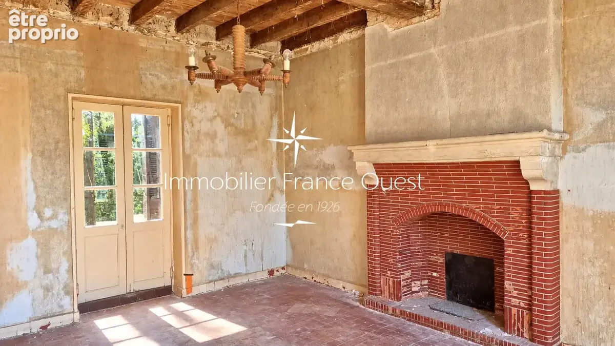 Maison de maître à rénover avec dépendances   Aux portes de Sablé-sur-Sarthe - photo 2