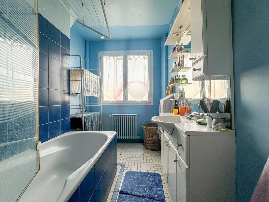 Appartement à BOURG-LA-REINE