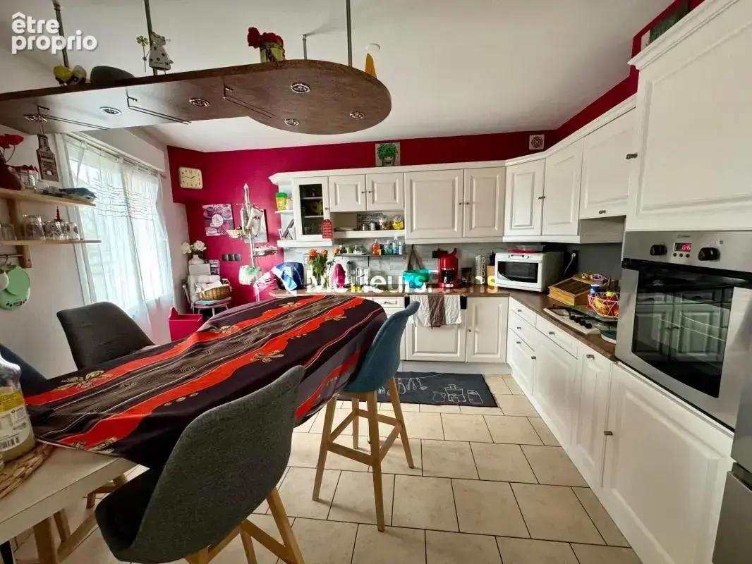 Pavillon 112 m² – 4 chambres – laval thévalles – terrain 583 m² – garage 33 m² - photo 5