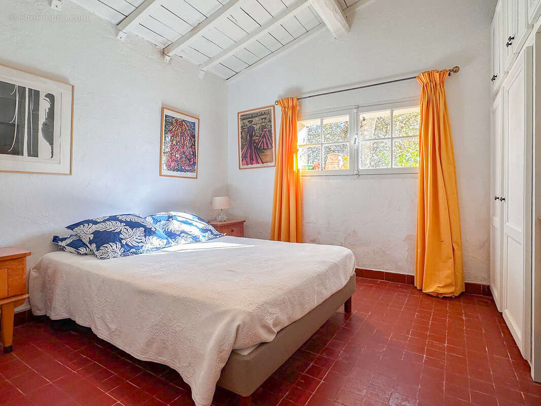 Maison à SAINT-PAUL-EN-FORET