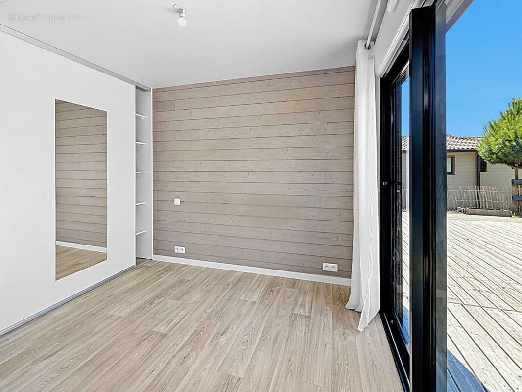 Chalet contemporain - 64m² - 2 chambres - Piscine - PRL ouvert à l'année - photo 8