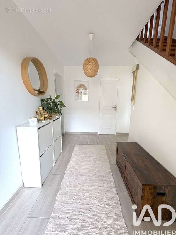 Photo 5 - Maison à LIVRY-GARGAN