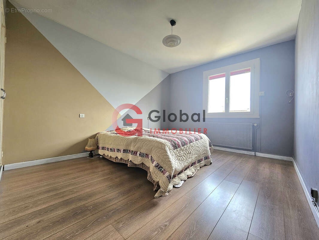 Villa familiale 142 m2/ 635 m2 garage et atelier - photo 4