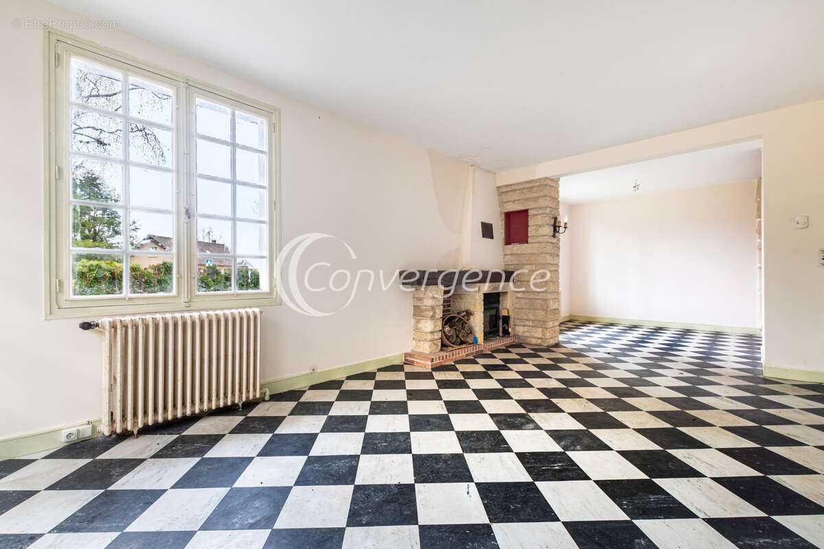 Maison à FEYTIAT
