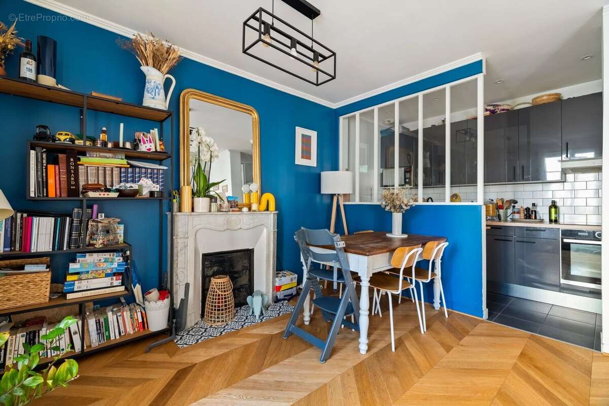 Appartement à LEVALLOIS-PERRET