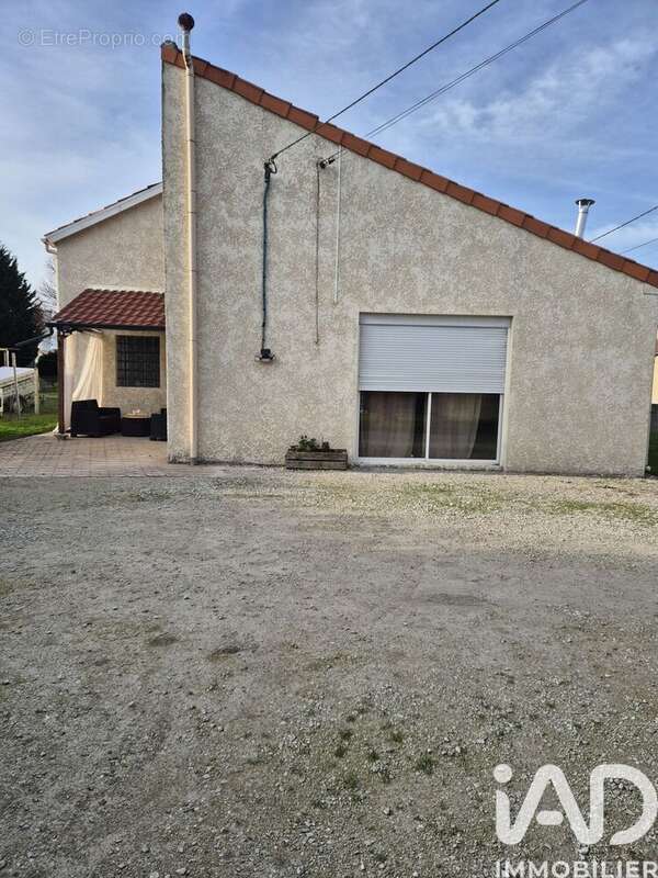 Photo 2 - Maison à CLAM