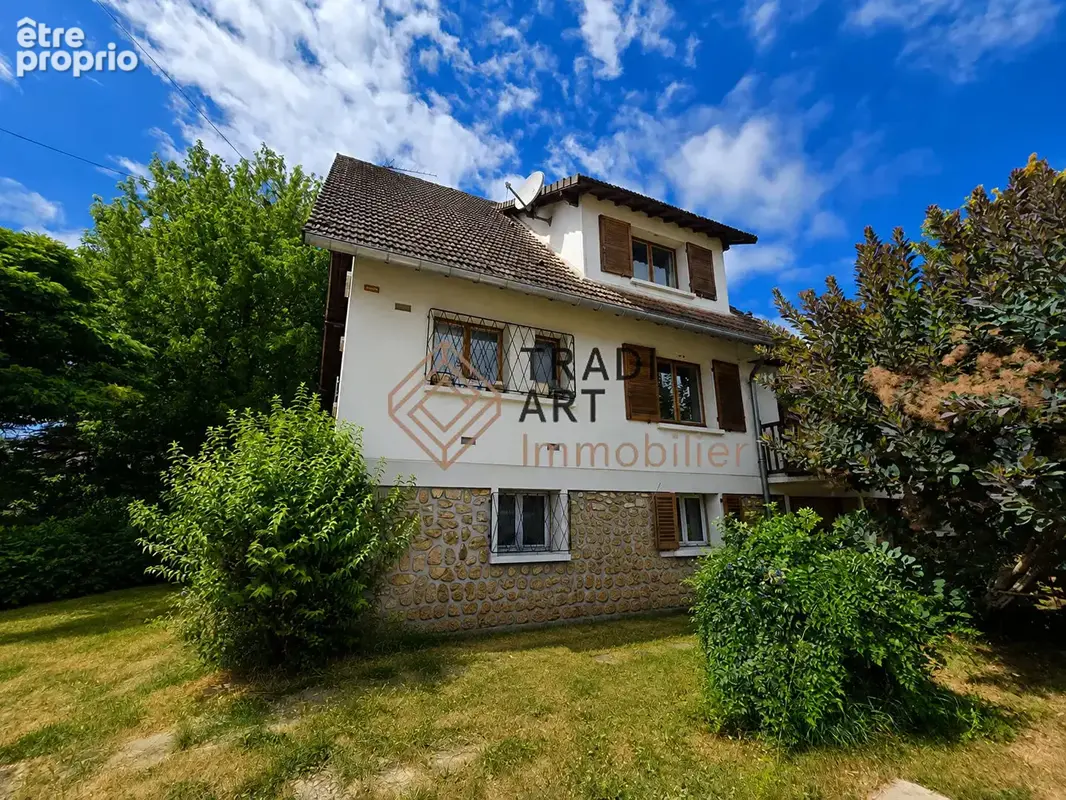 Maison à SAINT-MICHEL-SUR-ORGE