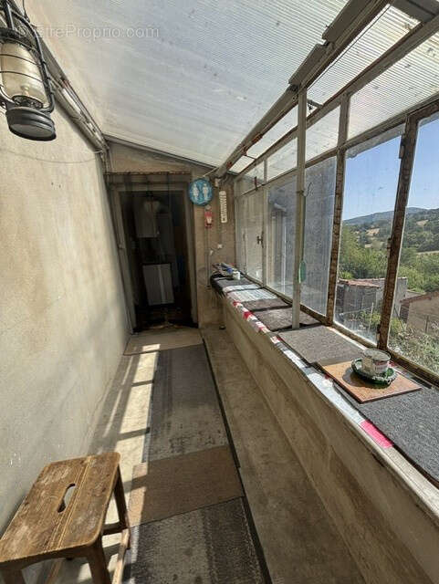 EXCLUSIVITE  à AUTUN,2 apopartements, cave, jardin privatif et greniers. - photo 12