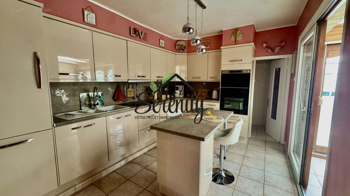 Maison à FONTAINE-AU-PIRE