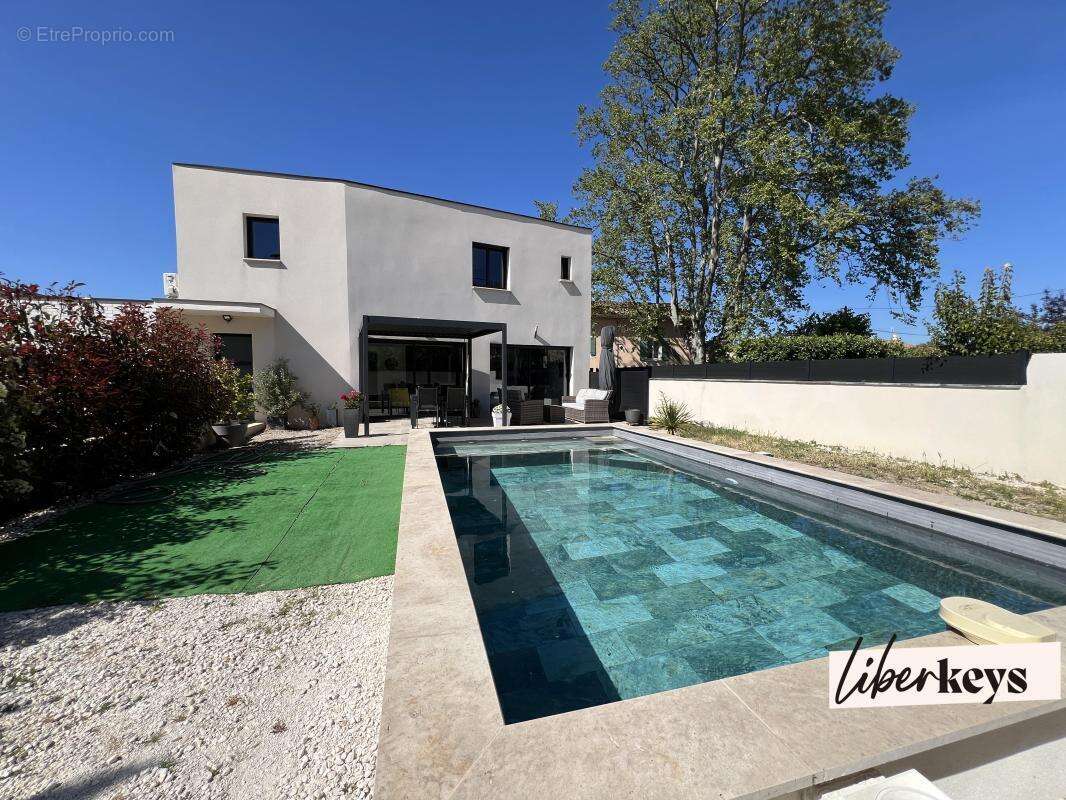 Maison à AVIGNON