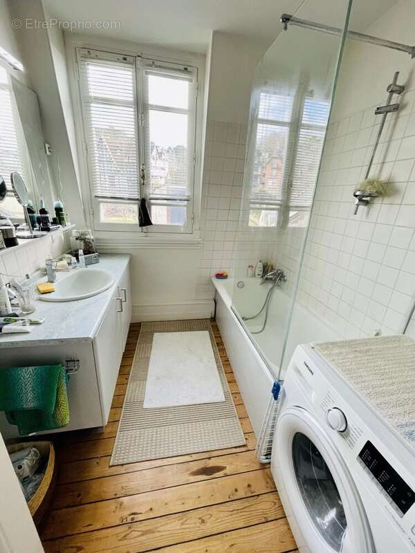 Appartement à TROUVILLE-SUR-MER