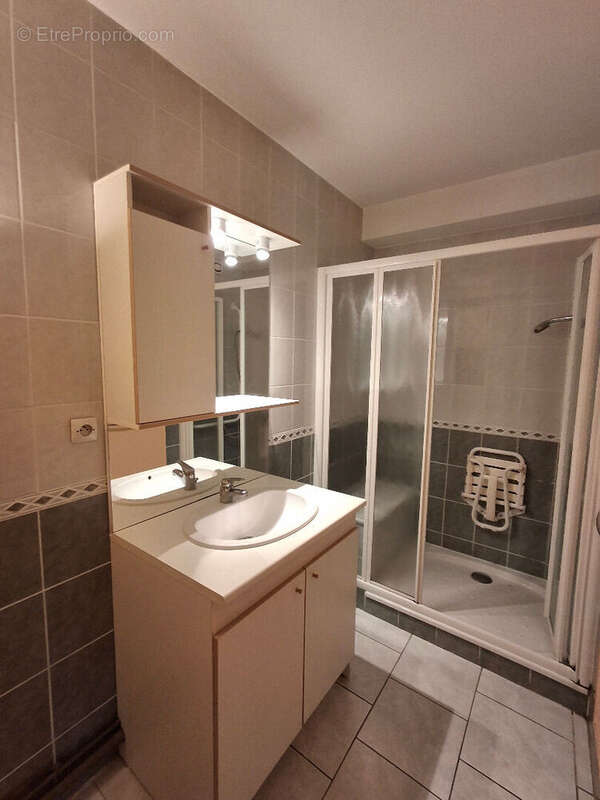 Appartement à BOURG-DE-PEAGE