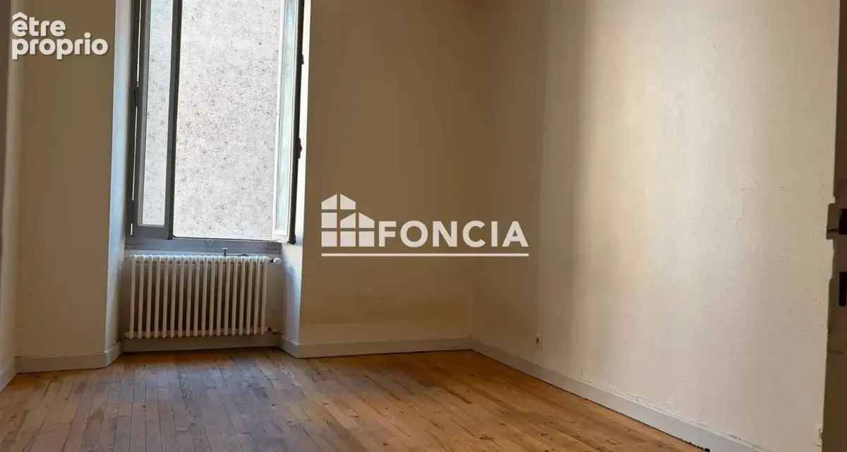 Appartement T4, environ 69 m2, centre de Cahors - photo 6
