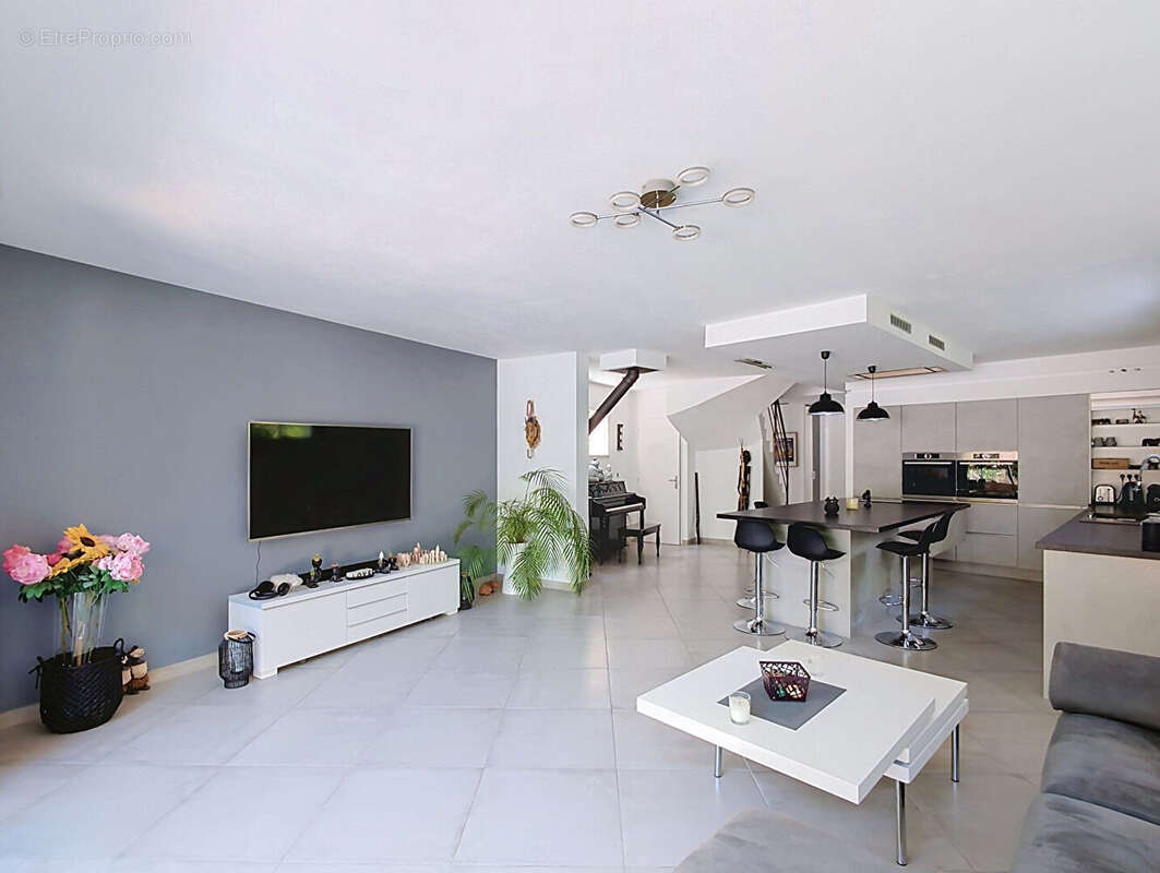 Maison à MARSEILLE-11E