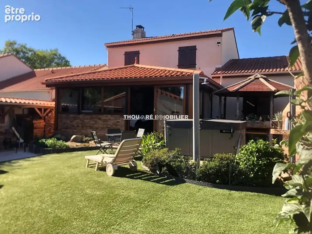Photo Maison à Le Loroux-Bottereau au prix de 383 000€