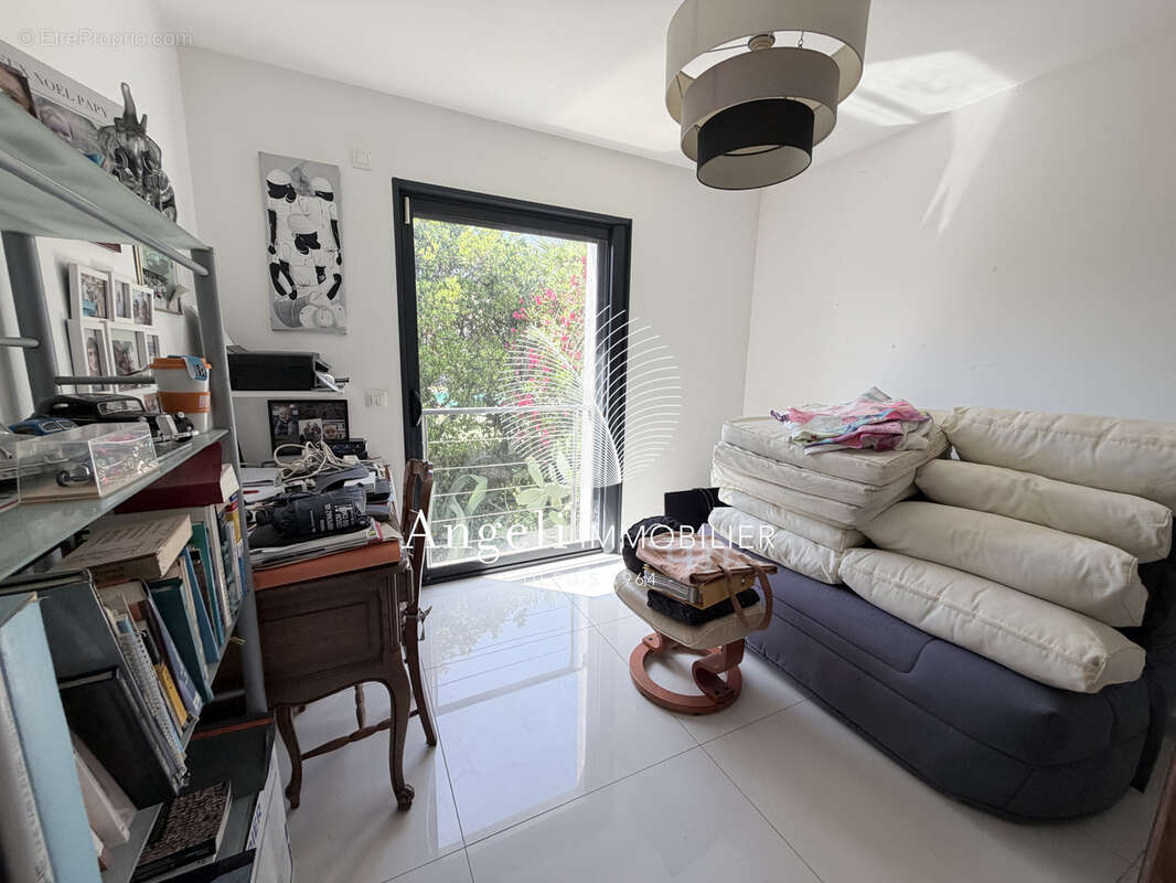 Maison à FREJUS