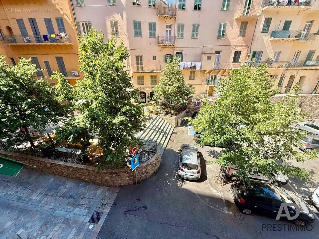 Appartement 35 m² à San-Martino-Di-Lota  - photo 5