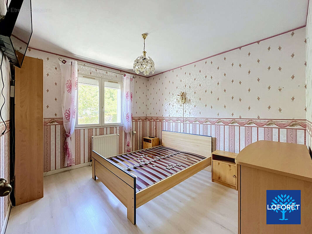Maison Bourberain  5 pièce(s) 120 m2 - photo 6