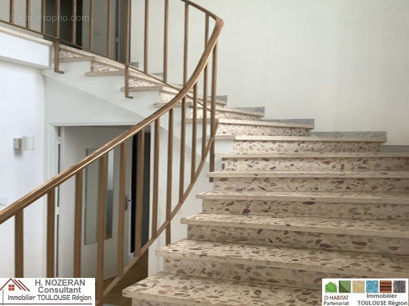 Mson fam 7ch - court terme possib - 3500€/m - terr construct - photo 16