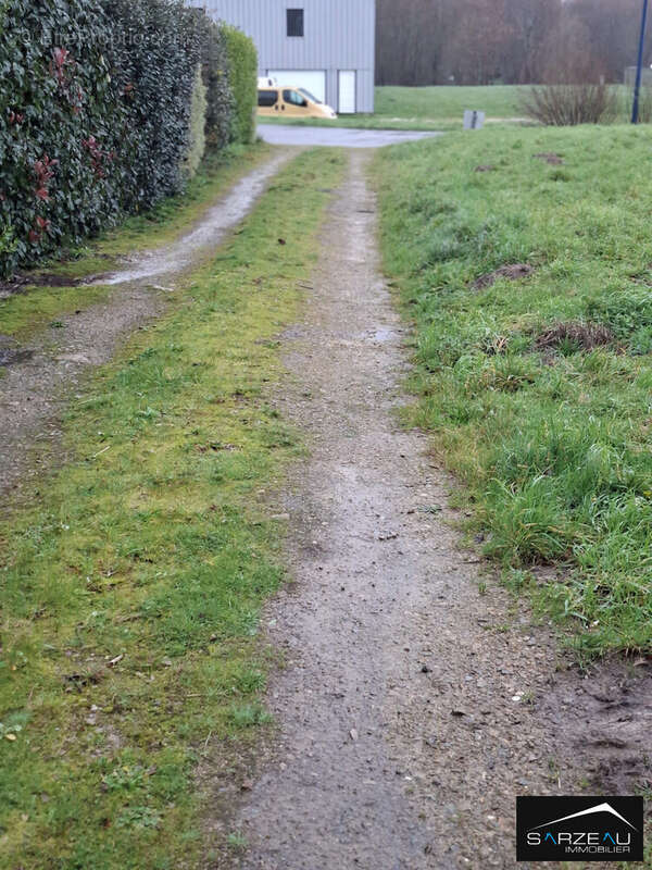 Terrain à MERLEVENEZ