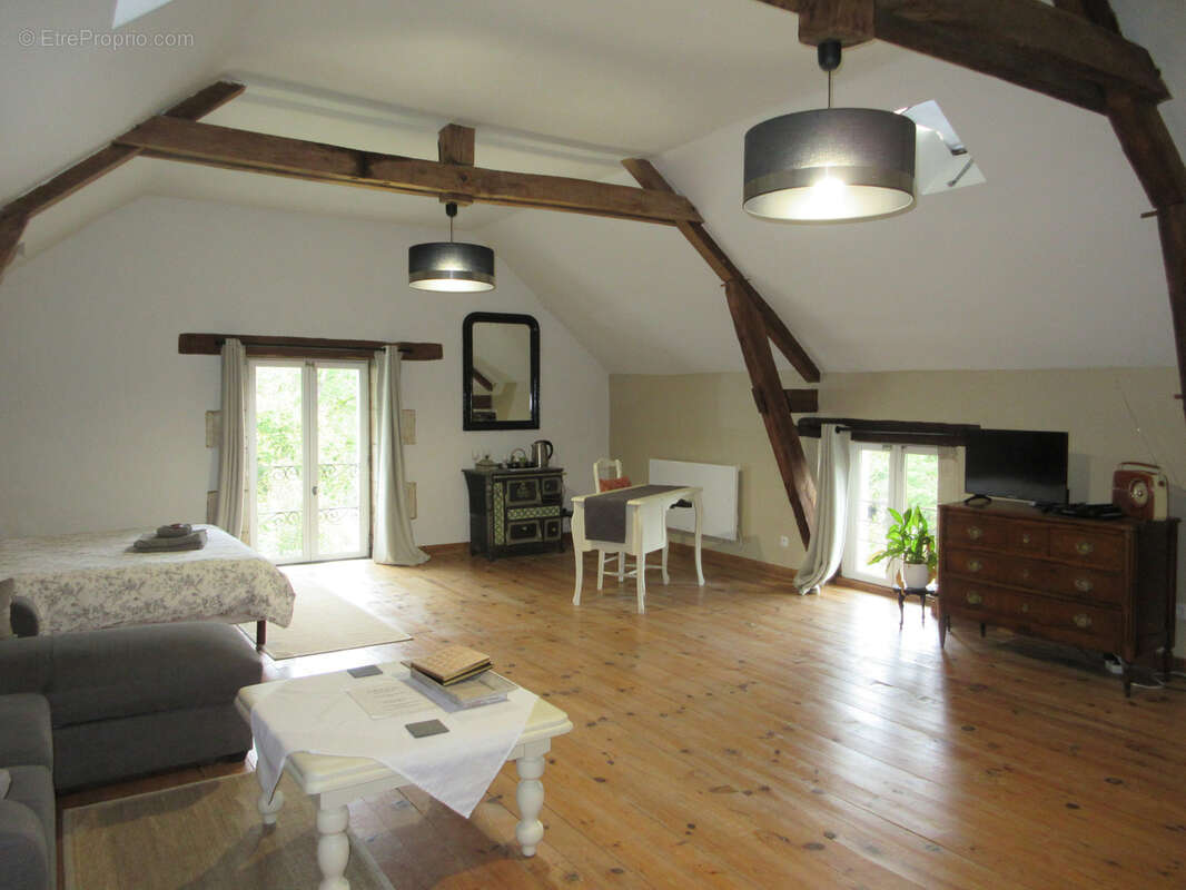 Maison à OULCHES