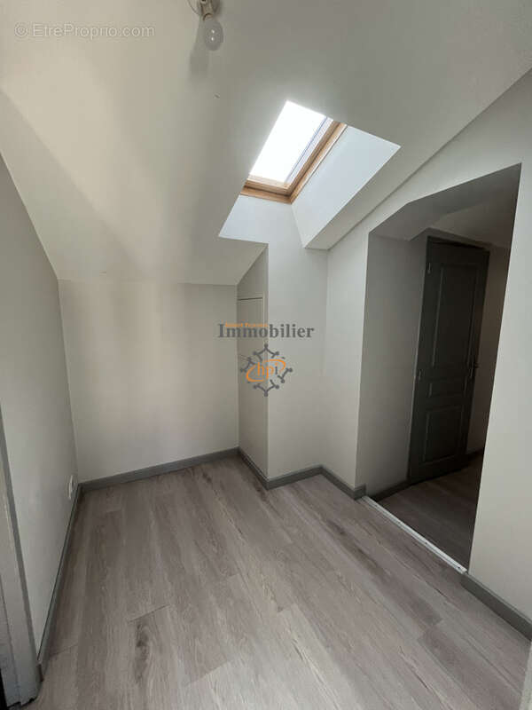 Vente Saint Affrique Appartement type 3 - photo 5