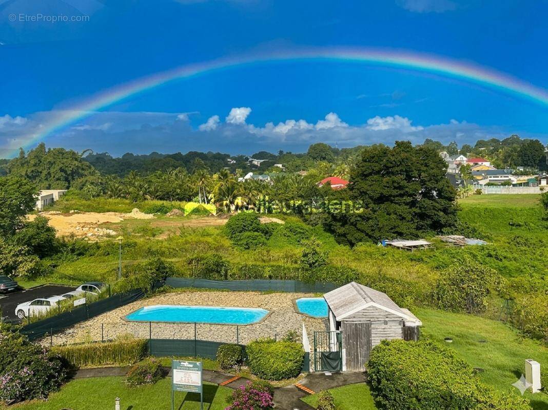 Appartement à BAIE-MAHAULT