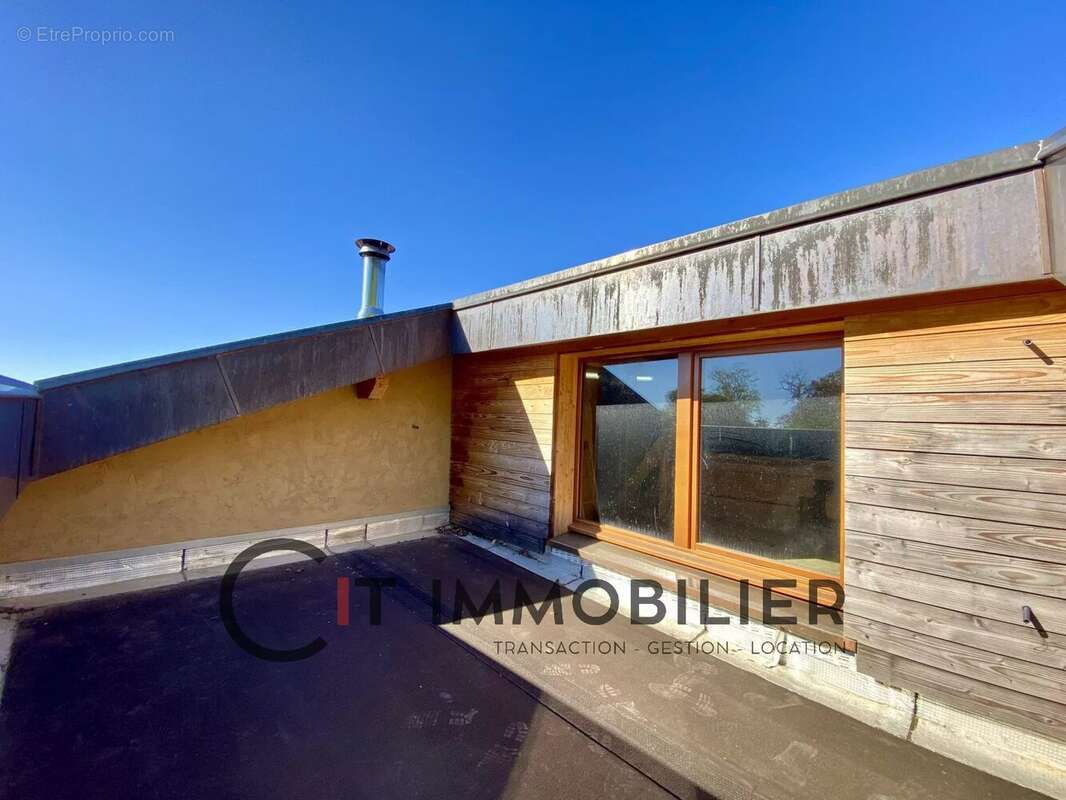 Maison à LES EPARRES