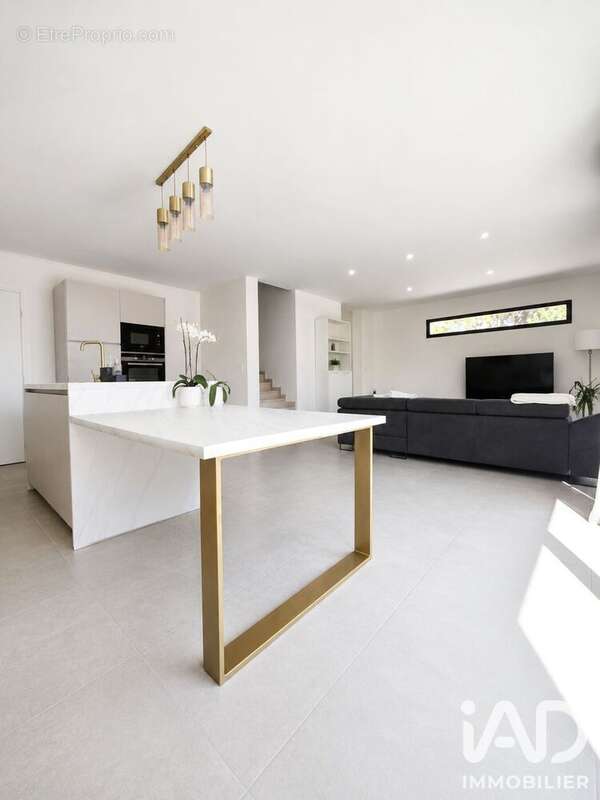 Maison 110 m² à Pia  - photo 5