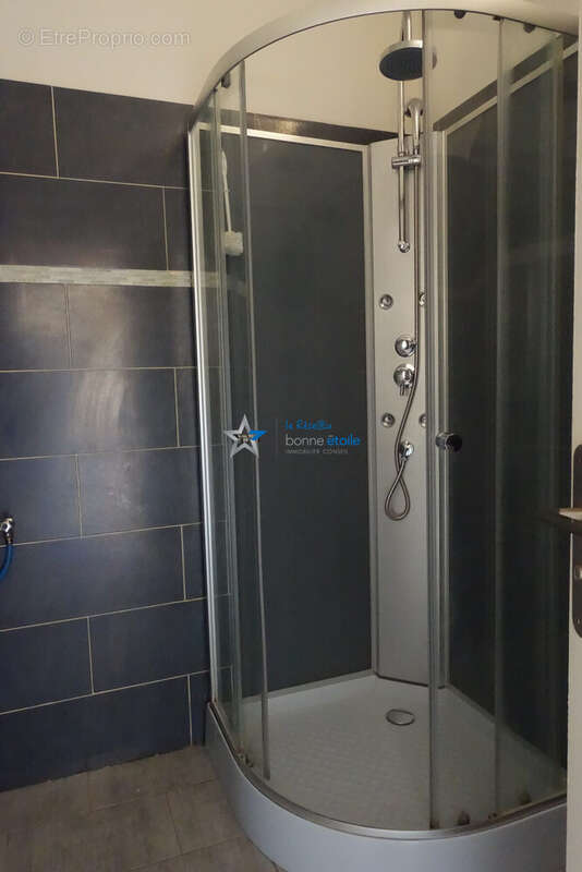 Appartement 54 m² à Marseille-10e  - photo 6