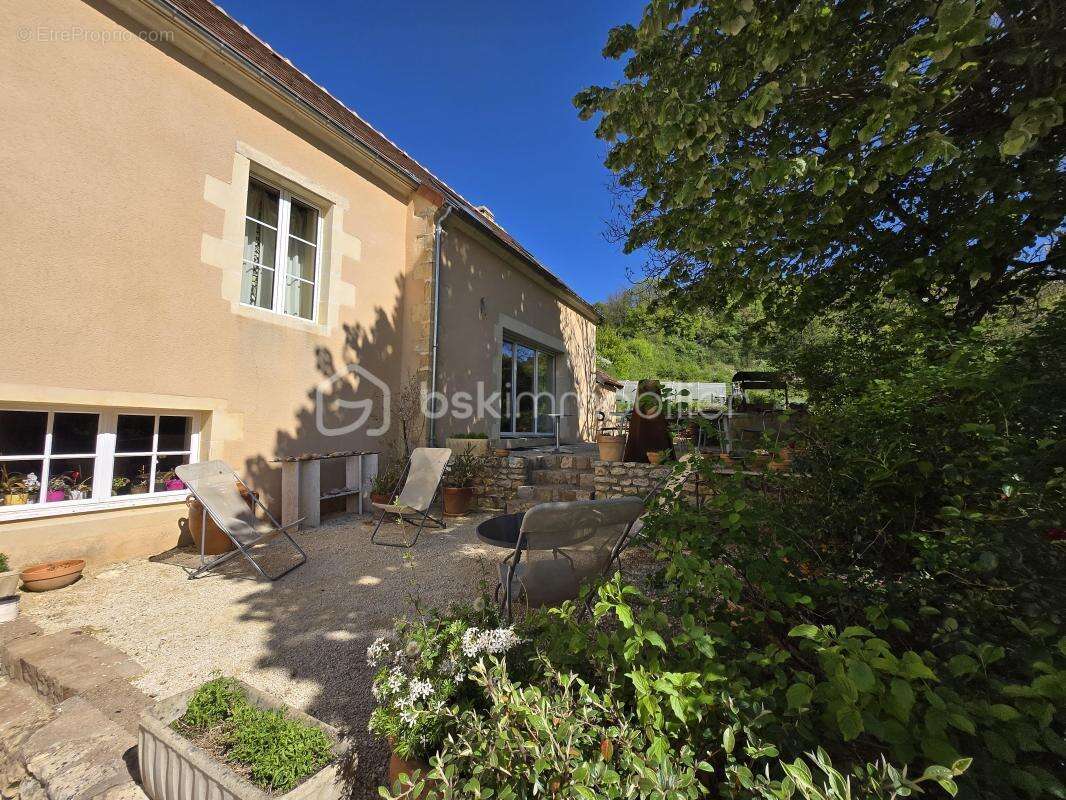 Maison à CHAULGNES