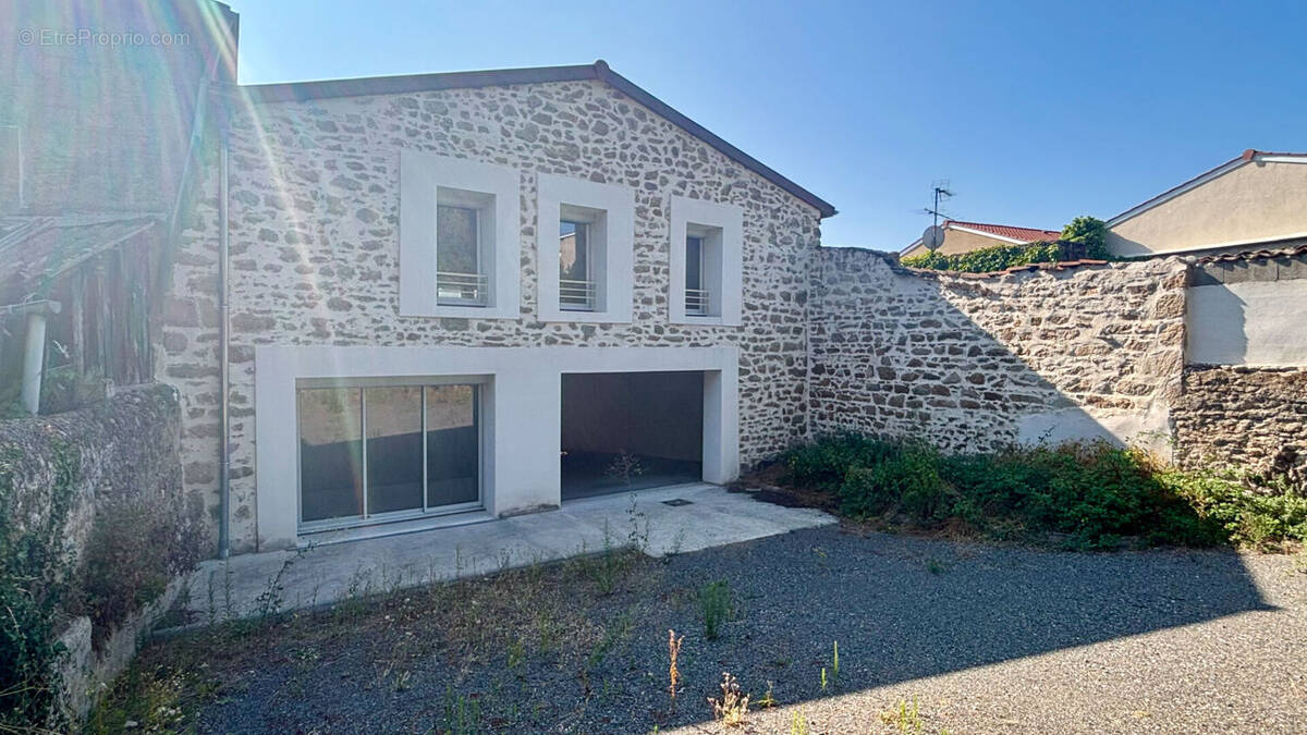 Maison à SOUCIEU-EN-JARREST