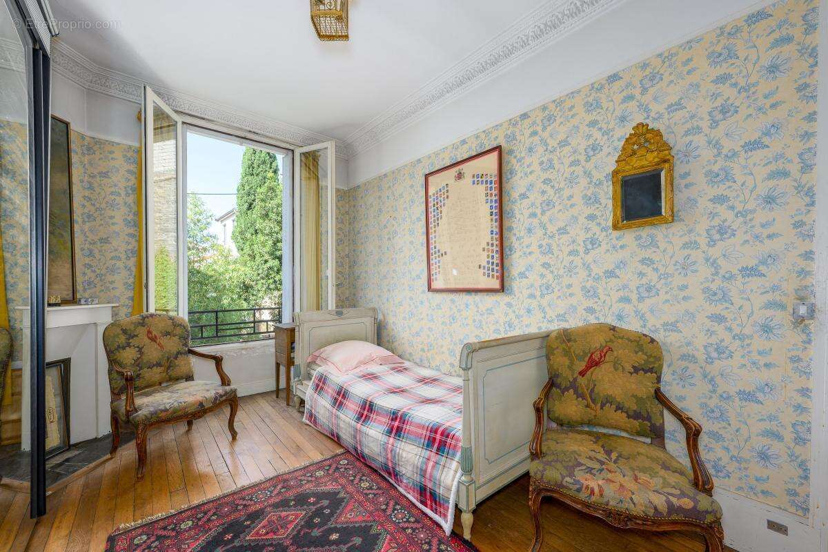Maison avec jardin de 125 m² aux portes de Paris ! - photo 10