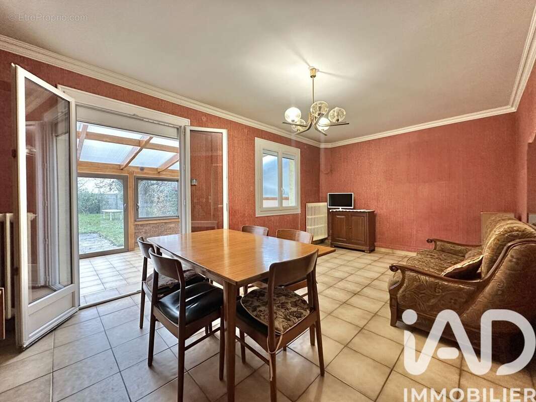 Photo 4 - Maison à SAINTE-GENEVIEVE-DES-BOIS