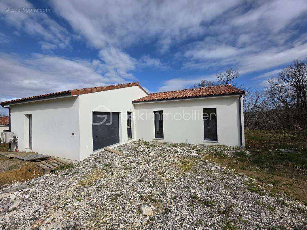 Maison neuve re2020- moirax- 3 chambres- jardin 1086 m² - photo 3