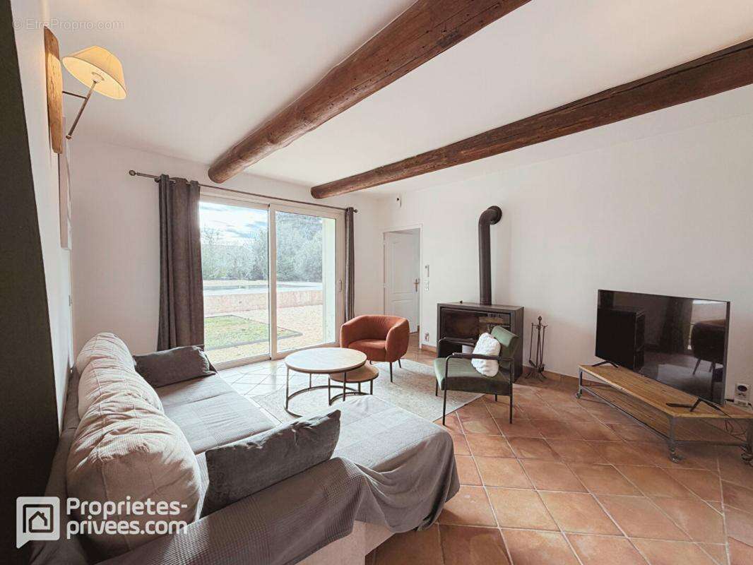 Mas entièrement rénové, 8 pièces, 308 m², ORANGE SUD - photo 9