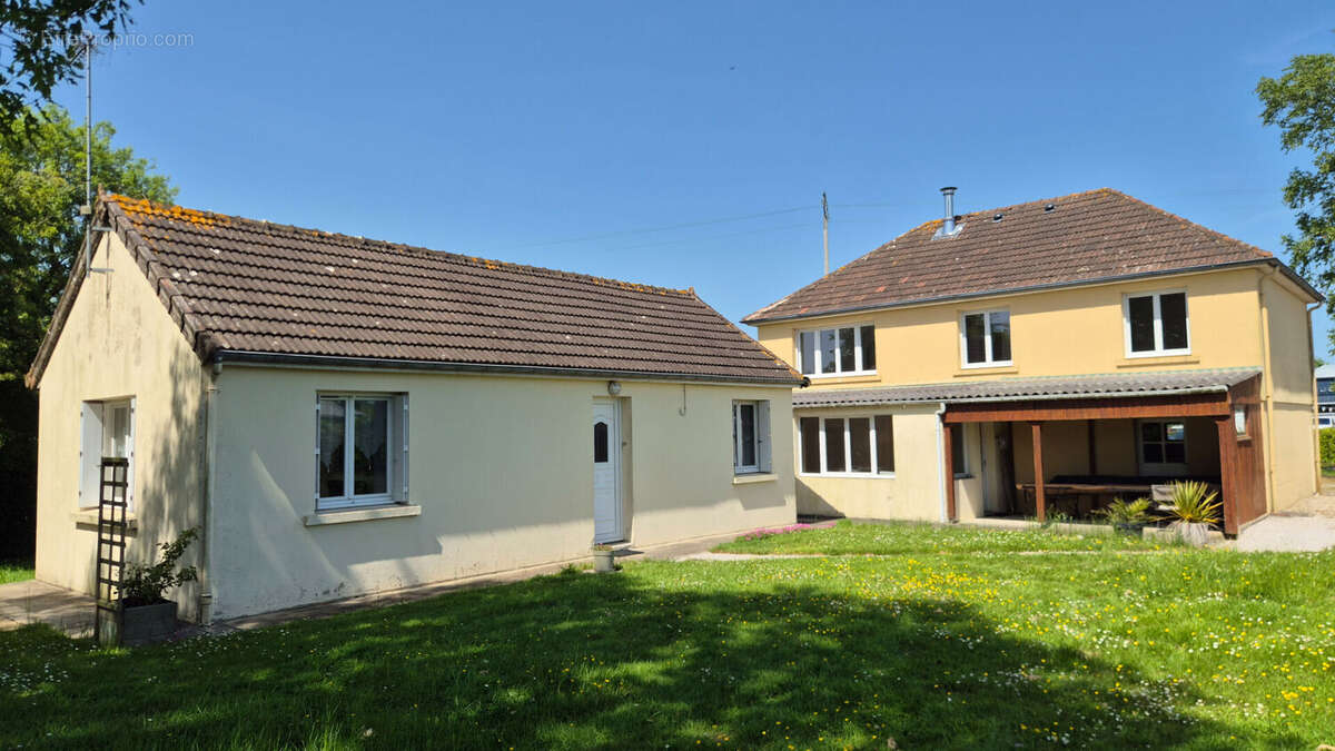 Maison à SAINT-FLOXEL